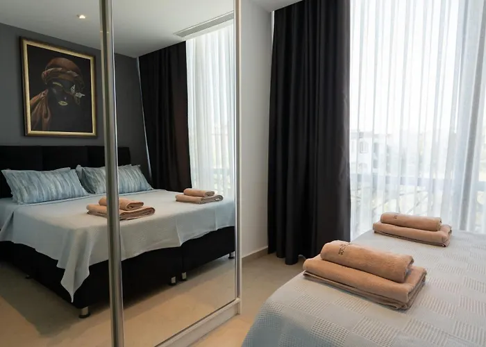 Blue Point Hotel